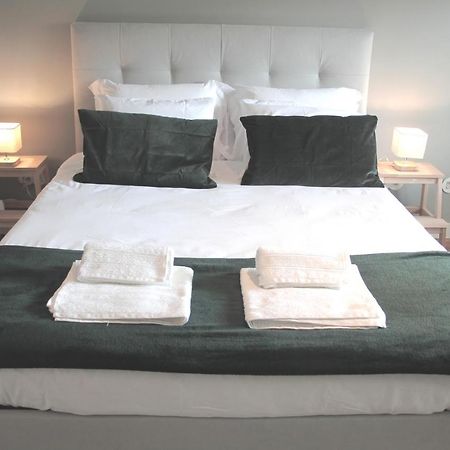 Genius Loci Guesthouse มาโตซีนโญส ภายนอก รูปภาพ