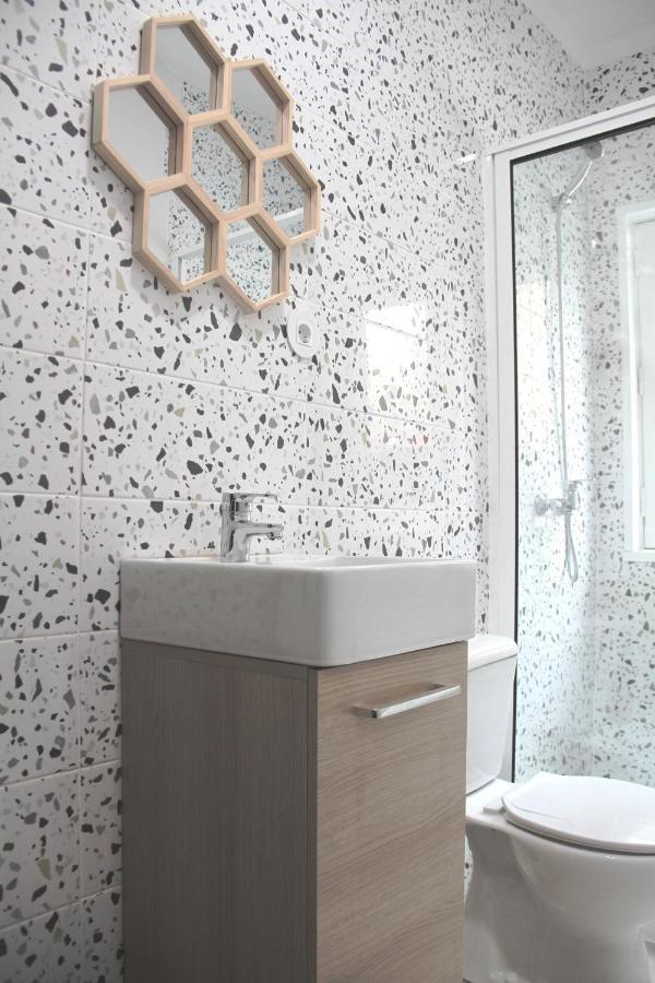 Genius Loci Guesthouse มาโตซีนโญส ภายนอก รูปภาพ