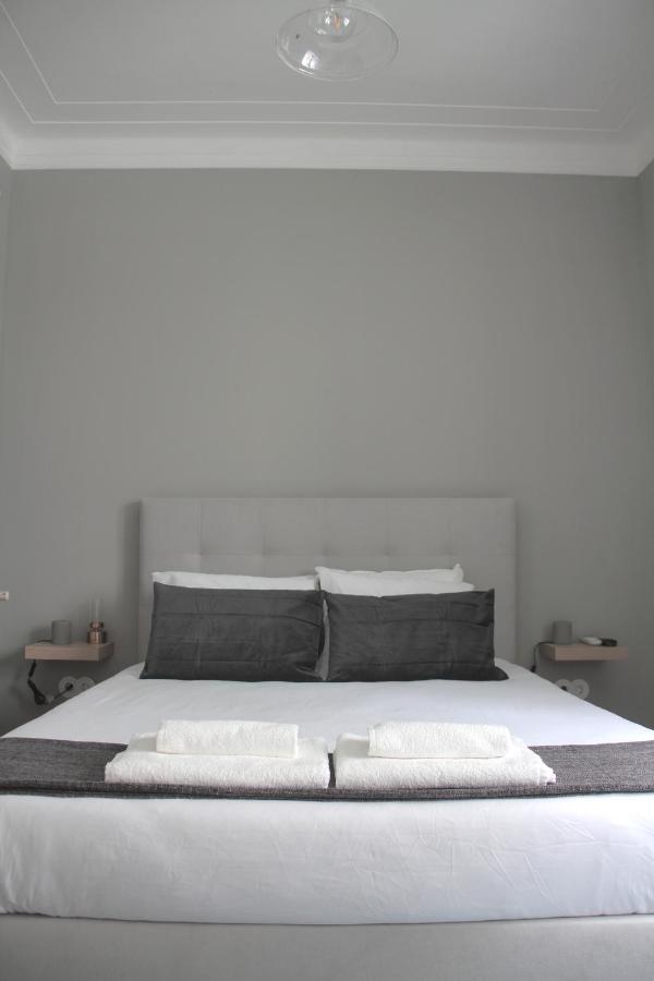 Genius Loci Guesthouse มาโตซีนโญส ภายนอก รูปภาพ