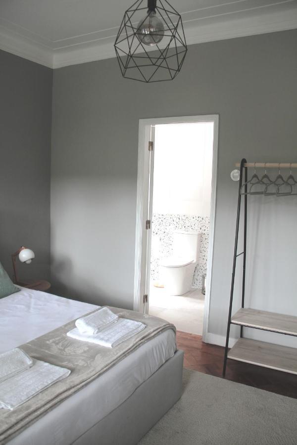 Genius Loci Guesthouse มาโตซีนโญส ภายนอก รูปภาพ