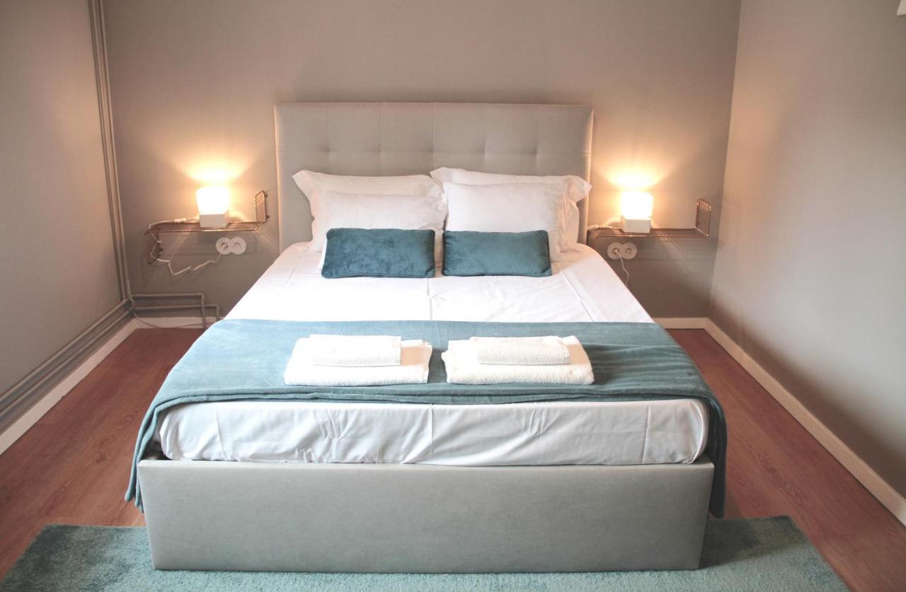 Genius Loci Guesthouse มาโตซีนโญส ภายนอก รูปภาพ