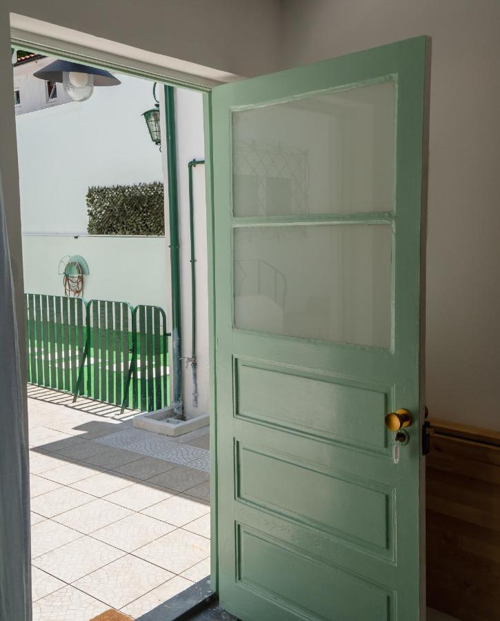 Genius Loci Guesthouse มาโตซีนโญส ภายนอก รูปภาพ